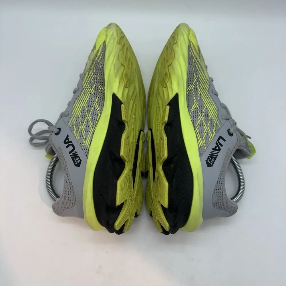 Under Armour UA Charged  Scramjet 3 Sneakers Youth 7Y Gray Yellow Athletic Shoes